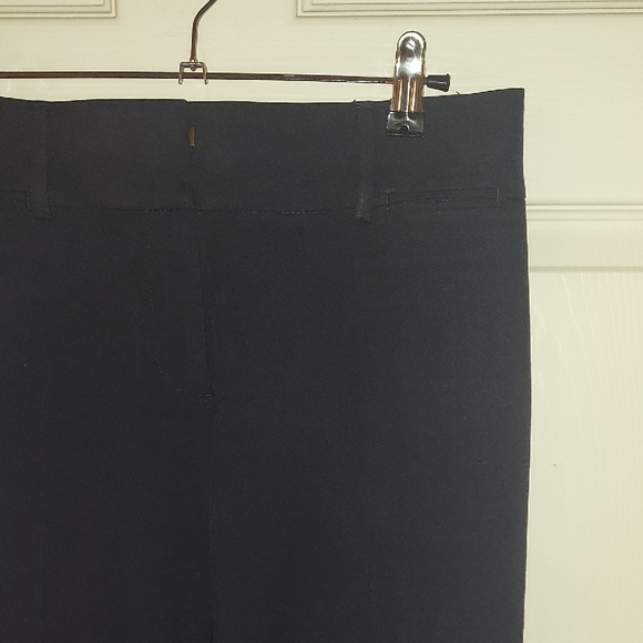 Loft Tailored Marisa Trousers in Navy Sz. 2 Minimalist Office - Picture 12 of 15